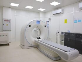 Illustration sobre pour un article sur scanner abdomino pelvien, sans image choquante ni promesse médicale